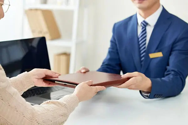 职场打官司用什么法律